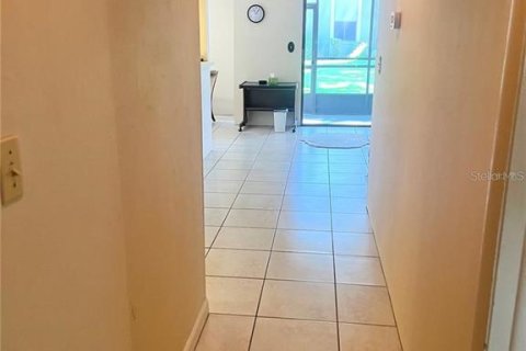Copropriété à louer à Palm Coast, Floride: 2 chambres, 93.46 m2 № 2237622 - photo 11