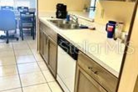 Copropriété à louer à Palm Coast, Floride: 2 chambres, 93.46 m2 № 2237622 - photo 6