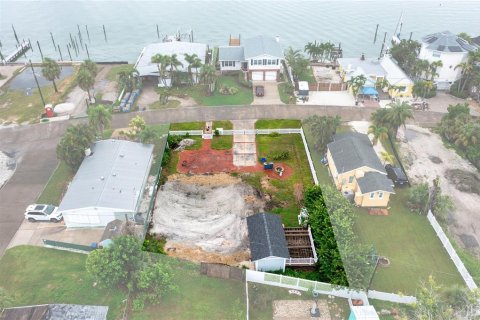 Terreno en venta en Madeira Beach, Florida № 1912985 - foto 17
