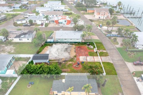 Terreno en venta en Madeira Beach, Florida № 1912985 - foto 19