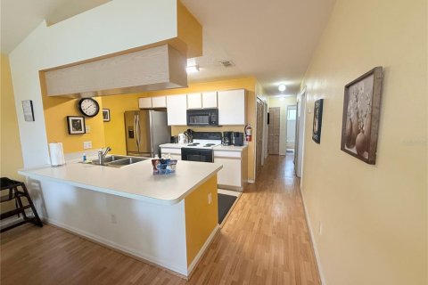 Condo in Kissimmee, Florida, 3 bedrooms  № 2376630 - photo 7