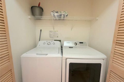 Condo in Kissimmee, Florida, 3 bedrooms  № 2376630 - photo 10
