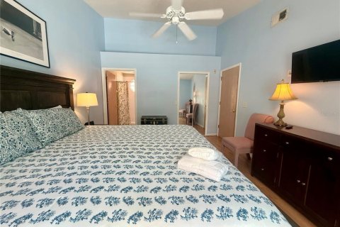 Condo in Kissimmee, Florida, 3 bedrooms  № 2376630 - photo 11
