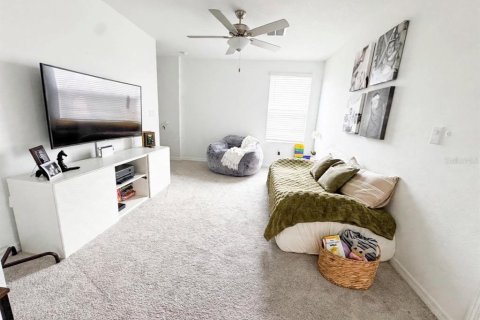 Casa en venta en Zephyrhills, Florida, 5 dormitorios, 205.96 m2 № 2316880 - foto 16