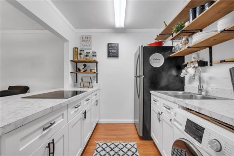 Condominio en alquiler en Orlando, Florida, 1 dormitorio, 60.85 m2 № 1816750 - foto 9