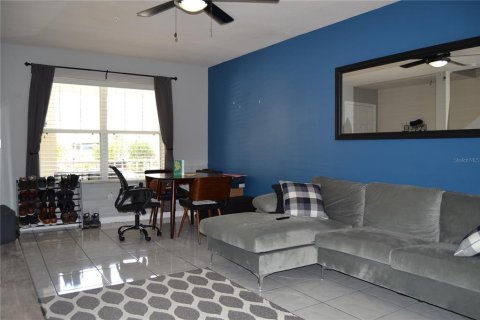 Touwnhouse à louer à Gainesville, Floride: 2 chambres, 104.05 m2 № 2104327 - photo 5