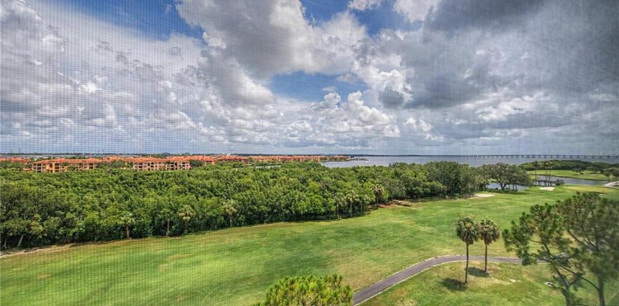 Condo in Clearwater, Florida, 2 bedrooms  № 2211335