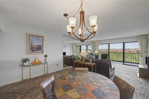 Condo in Clearwater, Florida, 2 bedrooms  № 2211335 - photo 18