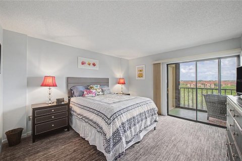 Condo in Clearwater, Florida, 2 bedrooms  № 2211335 - photo 19