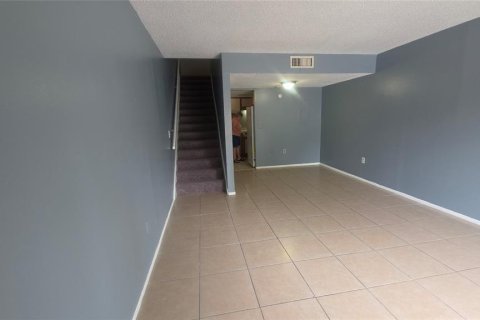 Condo in Orlando, Florida, 1 bedroom  № 2394449 - photo 2