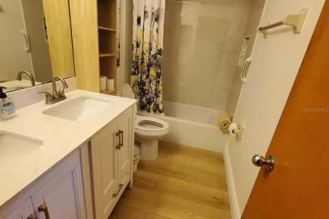Copropriété à louer à Orlando, Floride: 3 chambres, 139.35 m2 № 2299234 - photo 5