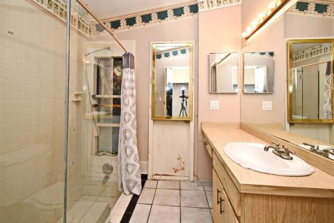 Villa ou maison à vendre à Casselberry, Floride: 3 chambres, 158.21 m2 № 1533089 - photo 28