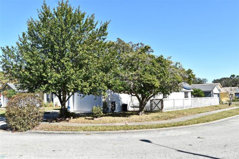 Villa ou maison à vendre à Casselberry, Floride: 3 chambres, 158.21 m2 № 1533089 - photo 6