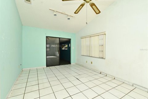 Villa ou maison à vendre à Casselberry, Floride: 3 chambres, 158.21 m2 № 1533089 - photo 18