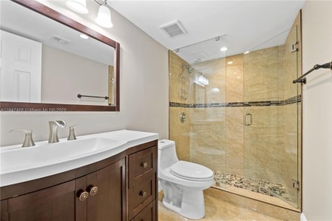 Townhouse in Pembroke Pines, Florida 2 bedrooms, 122.45 sq.m. № 1847671 - photo 20