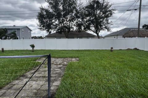 Casa en venta en Port St. Lucie, Florida, 3 dormitorios, 138.52 m2 № 1979386 - foto 21