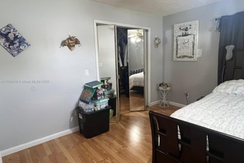 Casa en venta en Port St. Lucie, Florida, 3 dormitorios, 138.52 m2 № 1979386 - foto 14