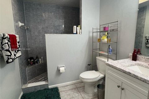 Casa en venta en Port St. Lucie, Florida, 3 dormitorios, 138.52 m2 № 1979386 - foto 19