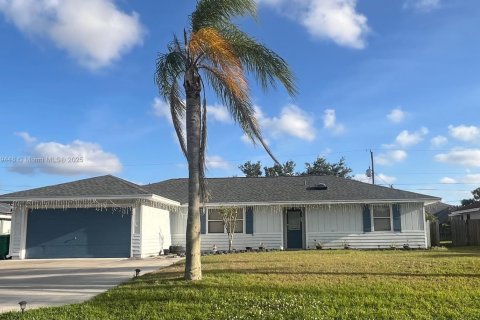 Casa en venta en Port St. Lucie, Florida, 3 dormitorios, 138.52 m2 № 1979386 - foto 3