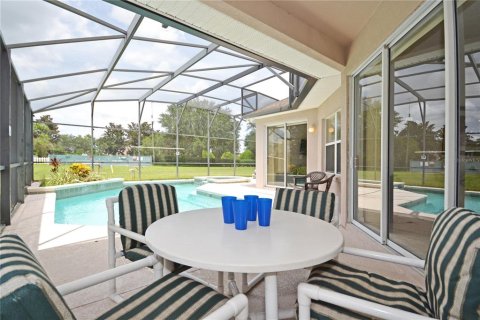 House in Davenport, Florida 5 bedrooms, 242.57 sq.m. № 2400327 - photo 27