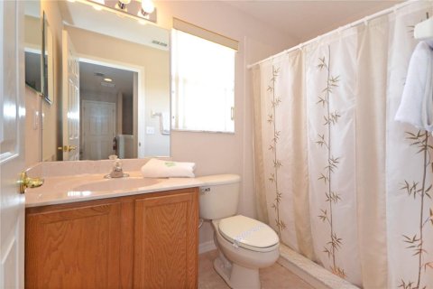 House in Davenport, Florida 5 bedrooms, 242.57 sq.m. № 2400327 - photo 17