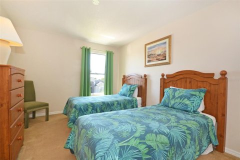 House in Davenport, Florida 5 bedrooms, 242.57 sq.m. № 2400327 - photo 20