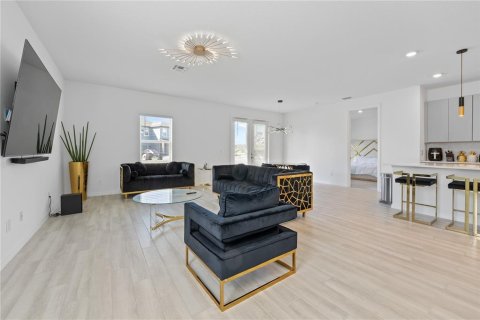 Casa en alquiler en Davenport, Florida, 4 dormitorios, 177.44 m2 № 1917294 - foto 14