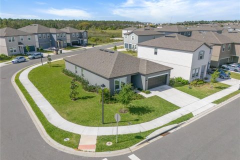 Casa en alquiler en Davenport, Florida, 4 dormitorios, 177.44 m2 № 1917294 - foto 4