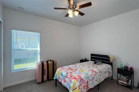 House in Davenport, Florida 4 bedrooms, 196.21 sq.m. № 2093541 - photo 7
