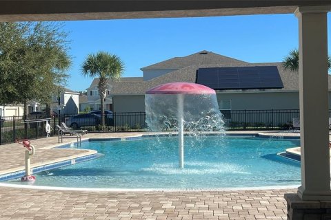 House in Davenport, Florida 4 bedrooms, 196.21 sq.m. № 2093541 - photo 19