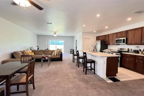 House in Davenport, Florida 4 bedrooms, 196.21 sq.m. № 2093541 - photo 5