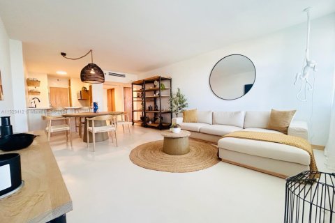 Condominio en Miami Beach, Florida, 1 dormitorio  № 2016135