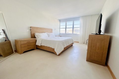 Condominio en alquiler en Miami Beach, Florida, 1 dormitorio, 78.5 m2 № 2016135 - foto 8
