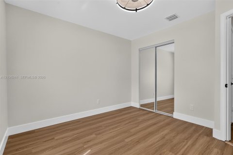 Villa ou maison à vendre à Miramar, Floride: 3 chambres, 155.33 m2 № 2414687 - photo 23