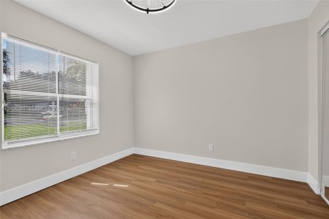 Villa ou maison à vendre à Miramar, Floride: 3 chambres, 155.33 m2 № 2414687 - photo 22