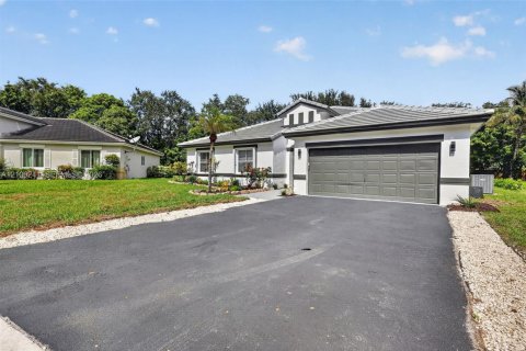 Villa ou maison à vendre à Miramar, Floride: 3 chambres, 155.33 m2 № 2414687 - photo 3