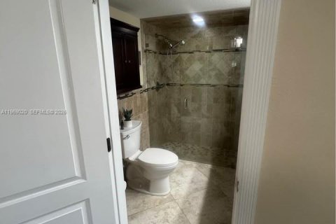 Casa en venta en Palm Springs, Florida, 2 dormitorios, 51.19 m2 № 2031873 - foto 12