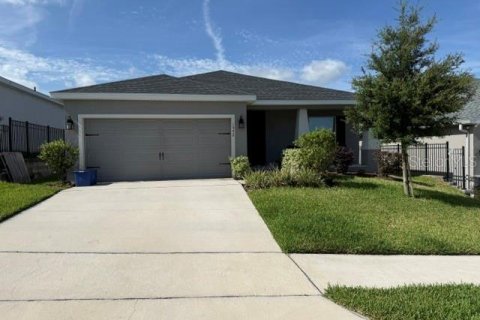 House in Davenport, Florida 4 bedrooms, 157.75 sq.m. № 2197622