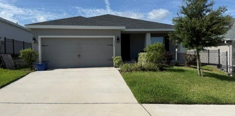 Villa ou maison à Davenport, Floride 4 chambres, 157.75 m2 № 2197622