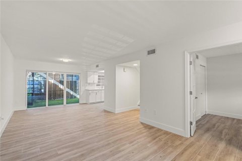 Adosado en venta en Cooper City, Florida, 3 dormitorios, 120.96 m2 № 2173520 - foto 5