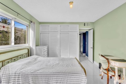 Купить кондоминиум в Холливуд, Флорида 2 спальни, 130.06м2, № 2024694 - фото 26