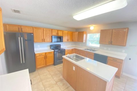 House in Orlando, Florida 4 bedrooms, 278.24 sq.m. № 1870742 - photo 23