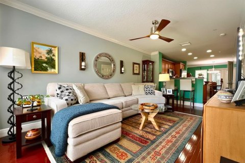 Townhouse in PALM RIVER TOWNHOMES in Tampa, Florida 2 bedrooms, 114.27 sq.m. № 2227406 - photo 4