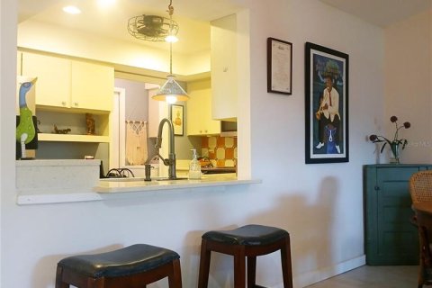 Villa ou maison à vendre à Sarasota, Floride: 2 chambres, 124.49 m2 № 1515740 - photo 10
