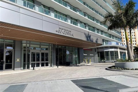 Condo à Saint Petersburg, Floride, 2 chambres  № 2375505