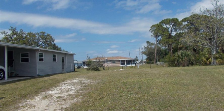 Land in North Port, Florida № 2159087