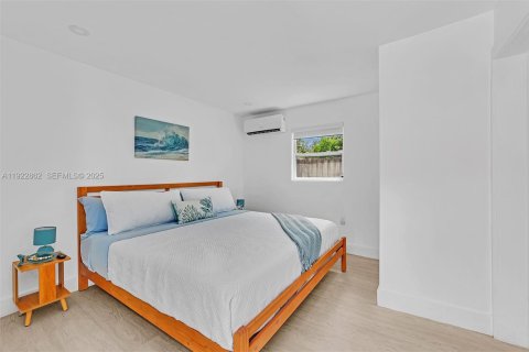 Купить виллу или дом в Форт-Лодердейл, Флорида 4 спальни, 117.24м2, № 1976582 - фото 7