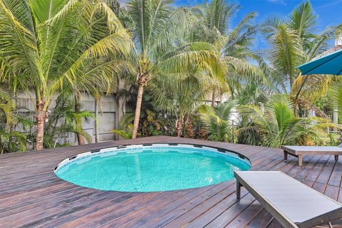 Купить виллу или дом в Форт-Лодердейл, Флорида 4 спальни, 117.24м2, № 1976582 - фото 4