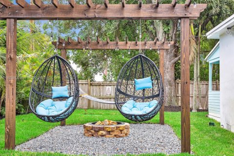 Купить виллу или дом в Форт-Лодердейл, Флорида 4 спальни, 117.24м2, № 1976582 - фото 5