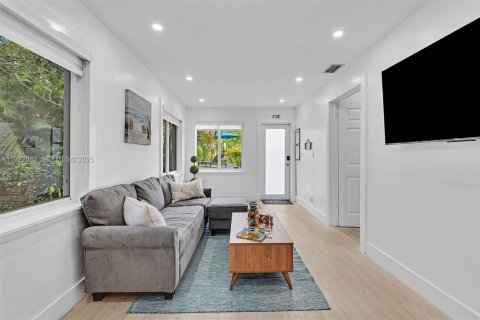 Купить виллу или дом в Форт-Лодердейл, Флорида 4 спальни, 117.24м2, № 1976582 - фото 16